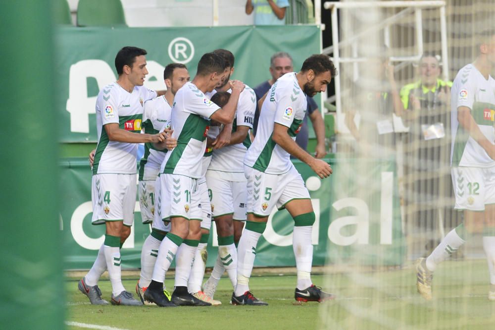 Elche y Rayo empatan en un gran partido