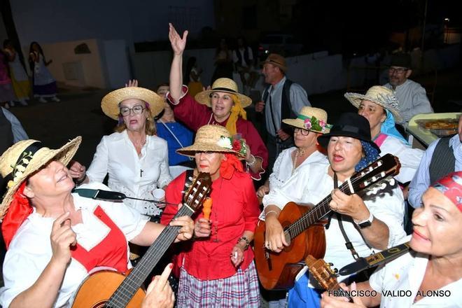 La parranda más alegre y solidaria de Agüimes