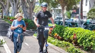 Arranca el nuevo servicio de alquiler de patinetes en Santa Cruz, que será gratis para residentes