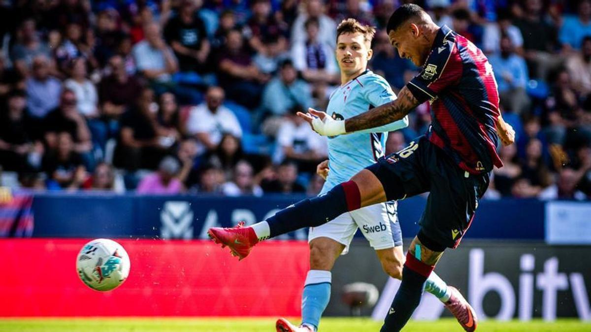 Kervin Arriaga, contra el Celta.