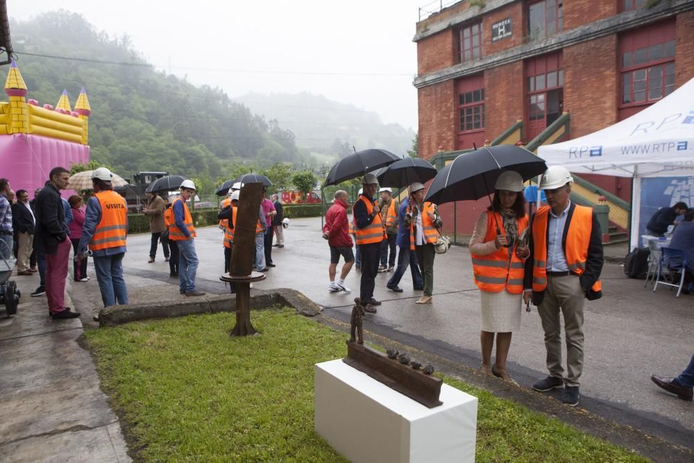 Inauguración de la feria de turismo minero en el pozo Sotón de Hunosa