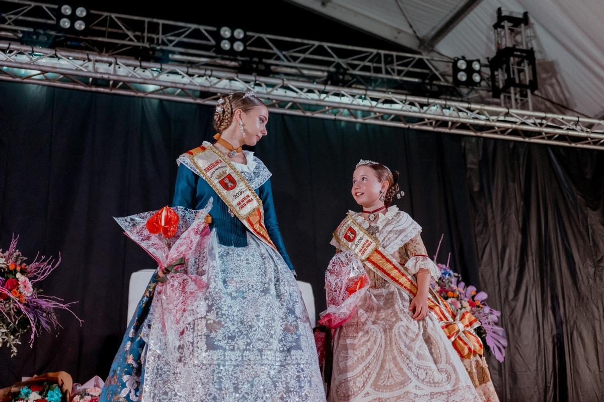 Rosa y Sofía, embajadoras de las tradiciones del municipio durante el próximo año festivo.