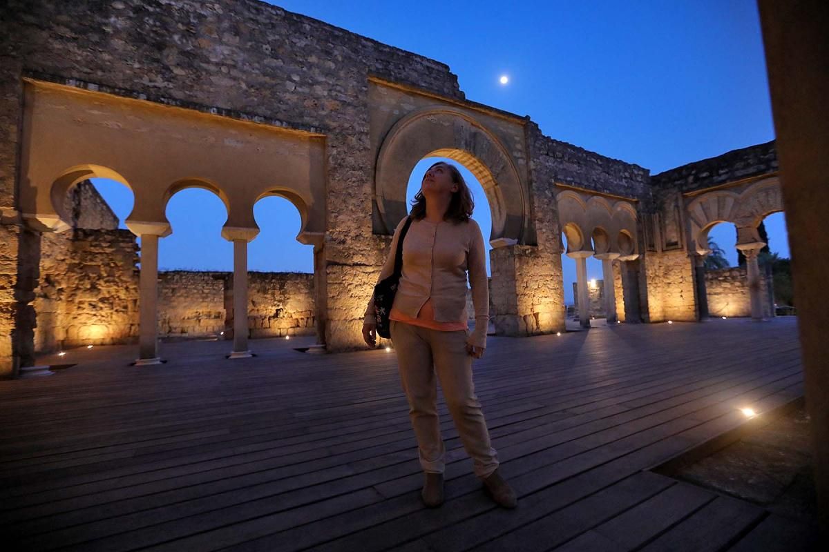 Reabren las visitas nocturnas de Medina Azahara