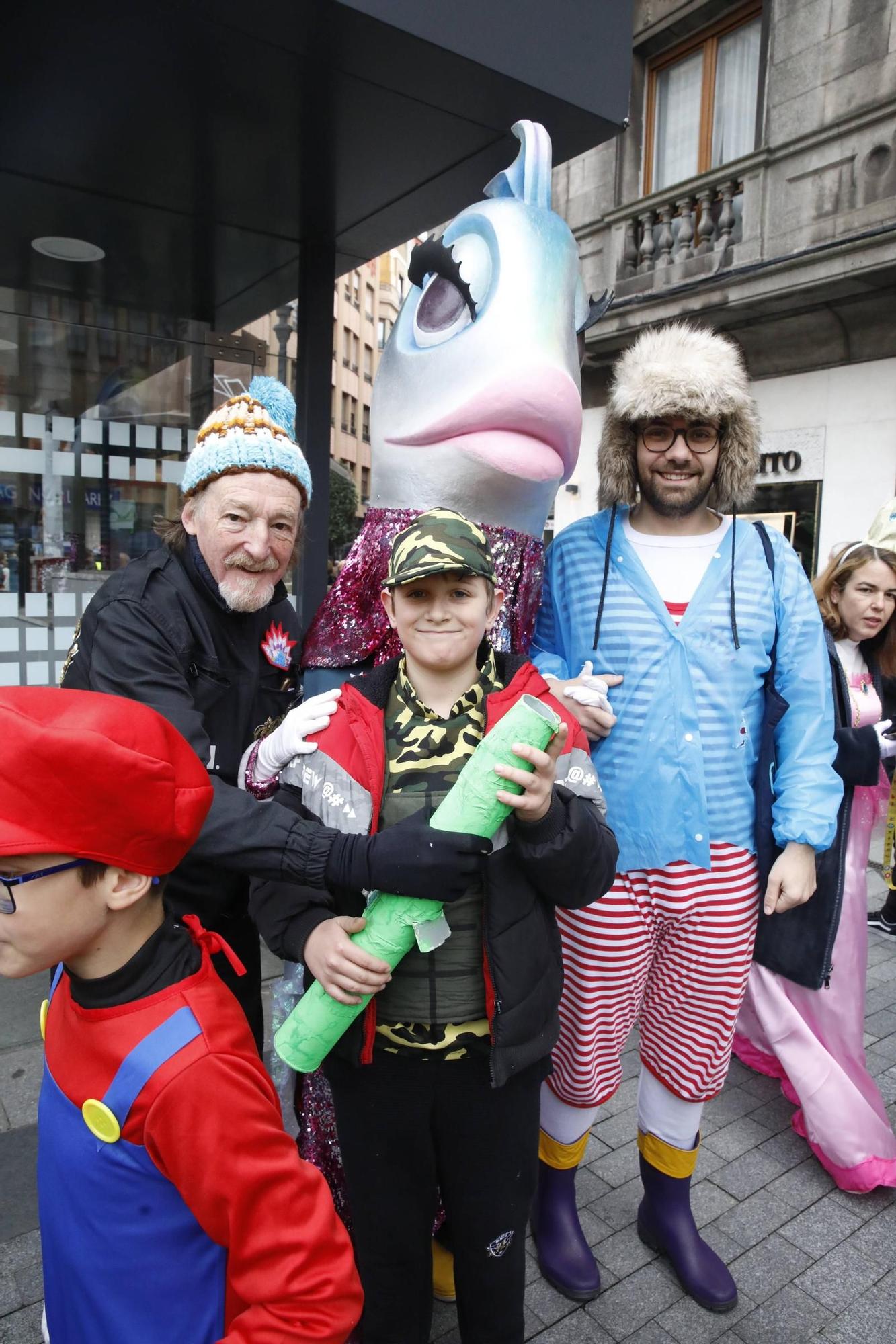 Así han disfrutado pequeños y mayores en el desfile infantil del Antroxu de Gijón (en imágenes)