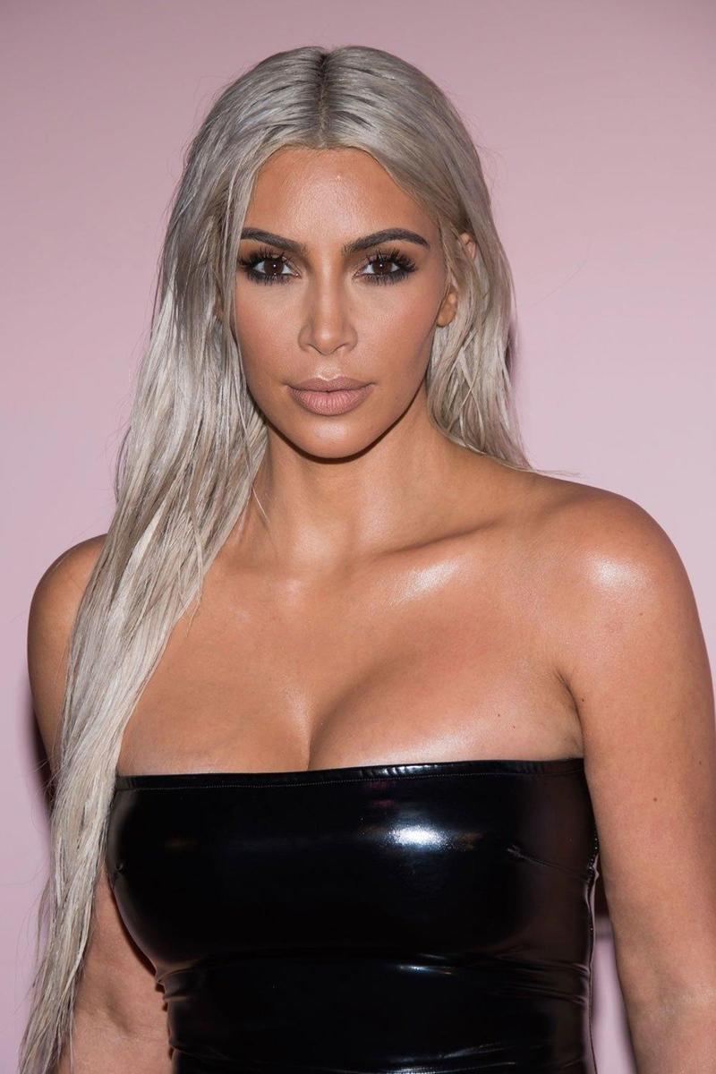 Kim Kardashian en su versión rubia de 2017