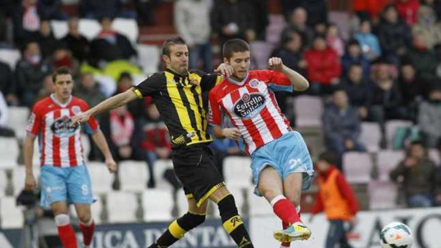 Imagen del partido de ayer entre el Lugo y el Zaragoza en el Anxo Carro. / &#039;el progreso&#039;