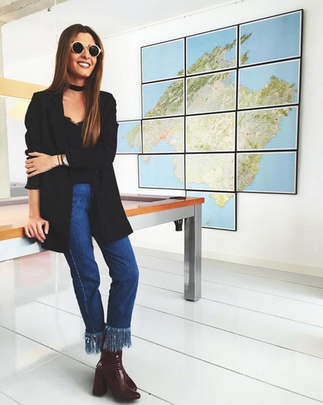 Mix camisa negra y jeans: Teresa Andrés