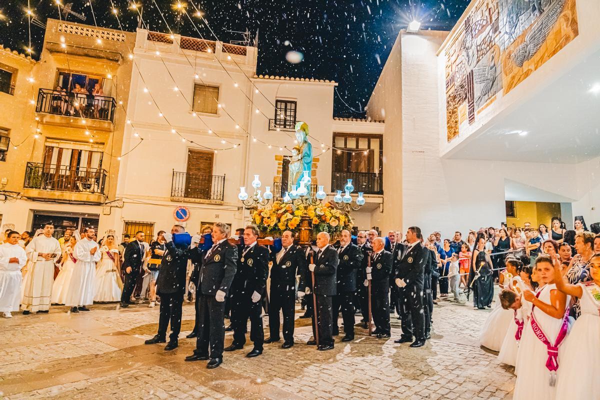 La Virgen de las Nieves protagoniza las fiestas patronales de Calp.
