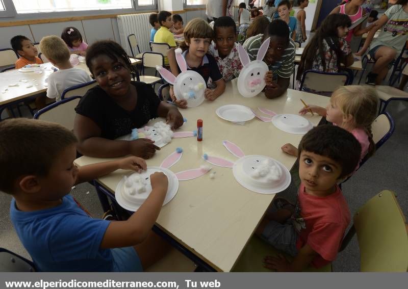 GALERÍA DE FOTOS - Decenas de niños disfrutan de la Escuela de Verano en el Estepar