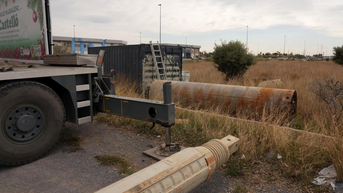 Adecuación de los terrenos junto a la autovía del Puerto.