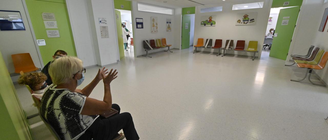 Imagen de archivo de una sala de espera en el centro de salud Gran Vía de Castelló.