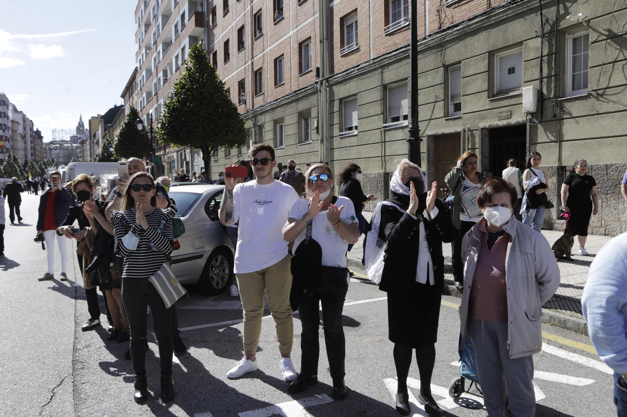 EN IMÁGENES: Así fue la procesión de los Estudiantes en Oviedo