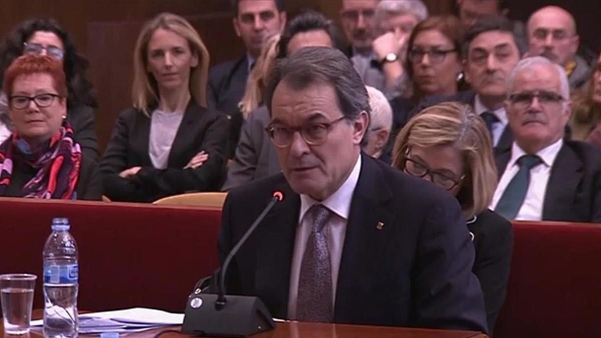 Captura de vídeo de la declaración de Artur Mas en el juicio del 9-N.