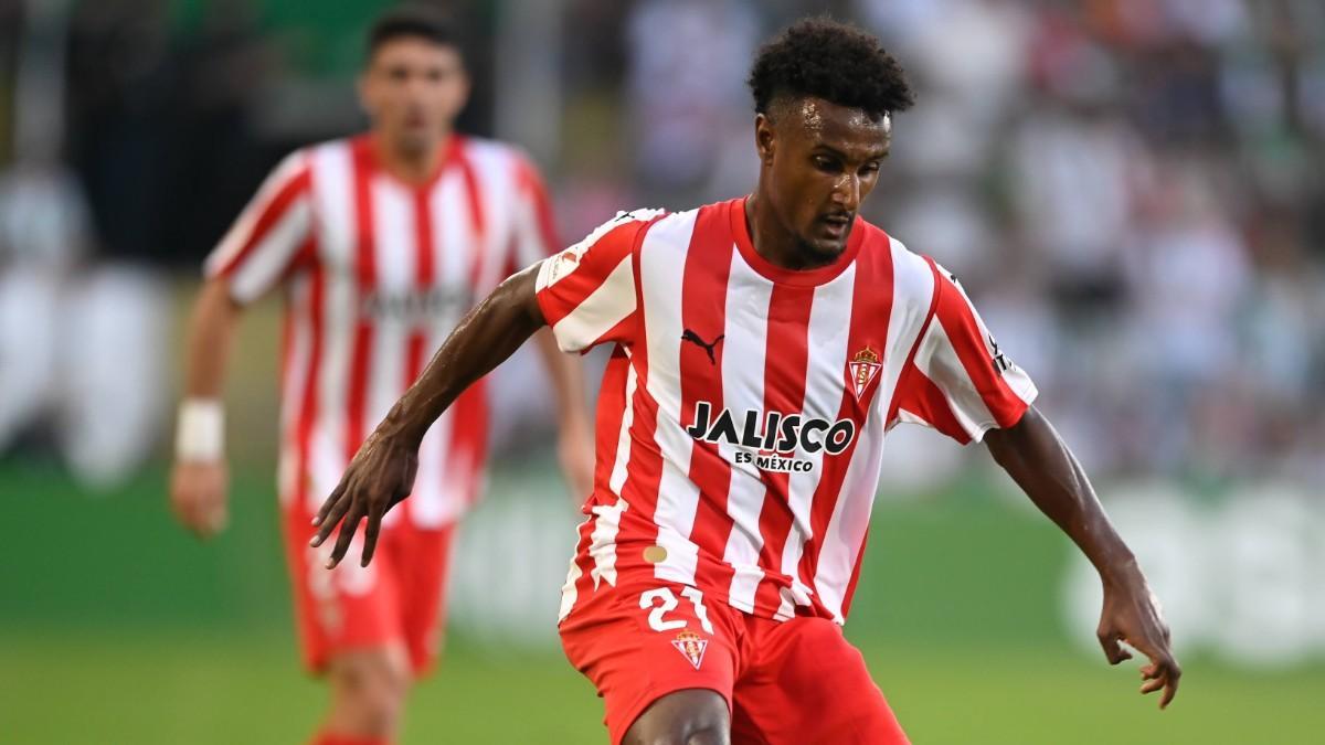 Haissem Hassan, extremo del Sporting