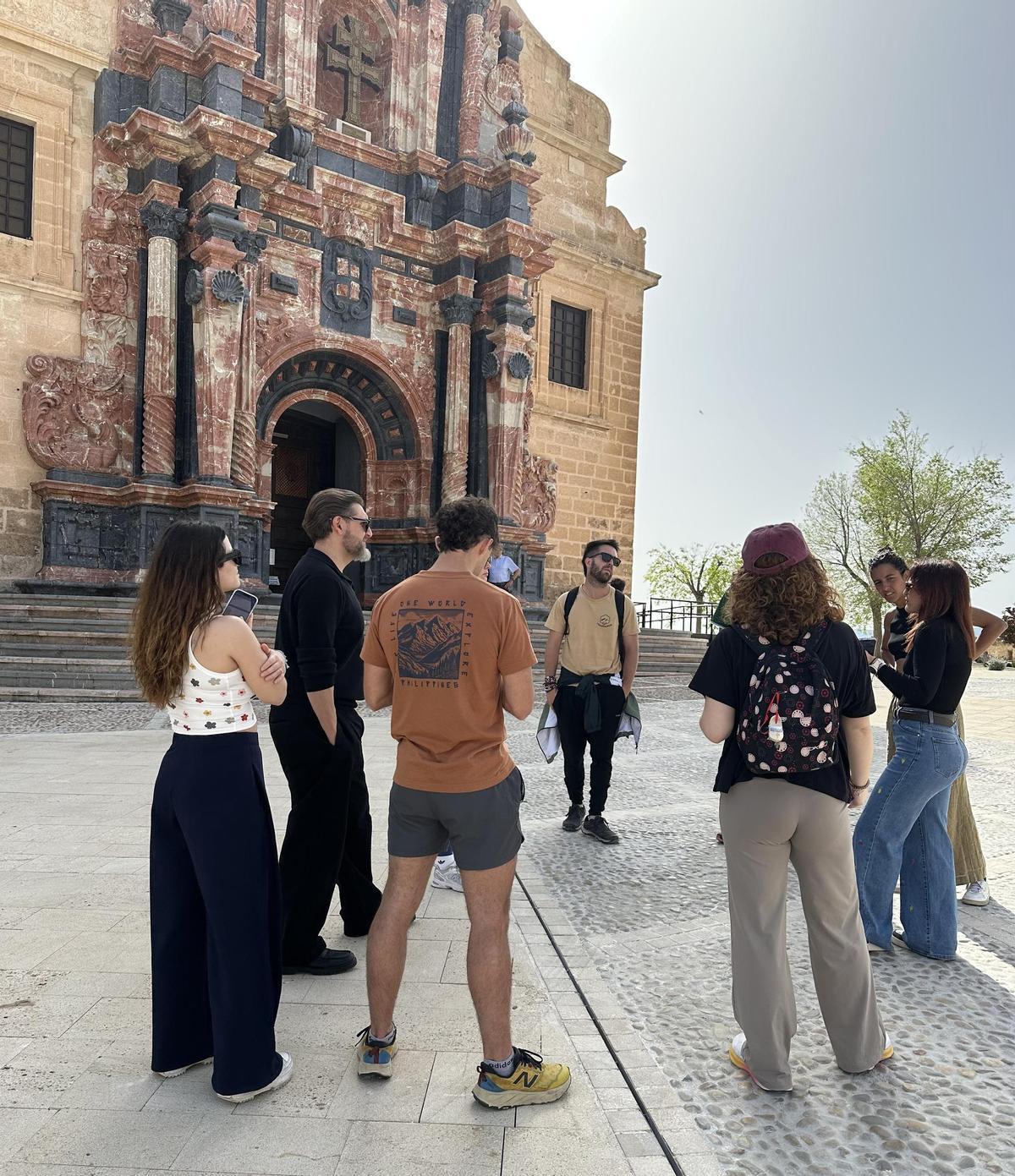 Visita a la Basílica de la Vera Cruz