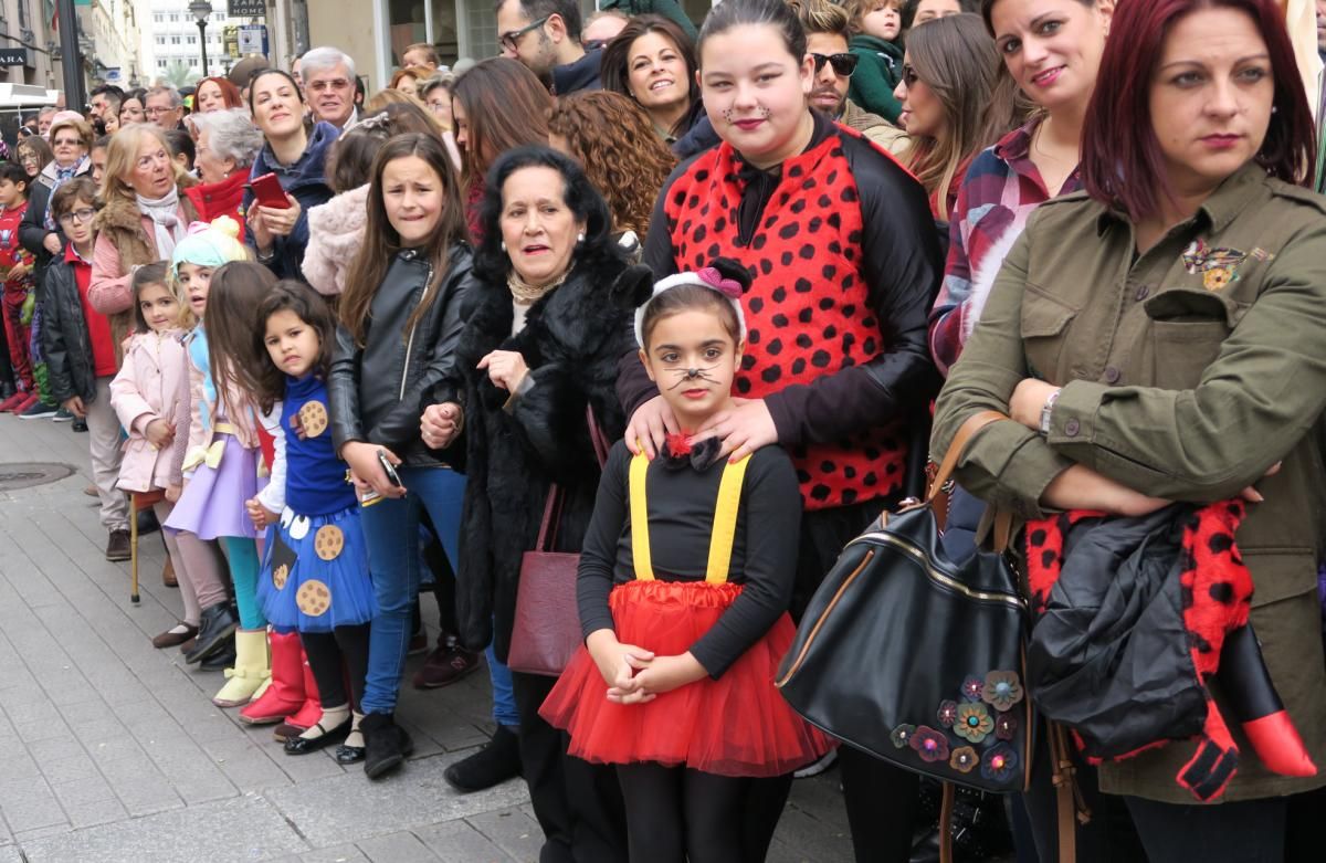 El gran desfile del Carnaval de Córdoba, en imágenes