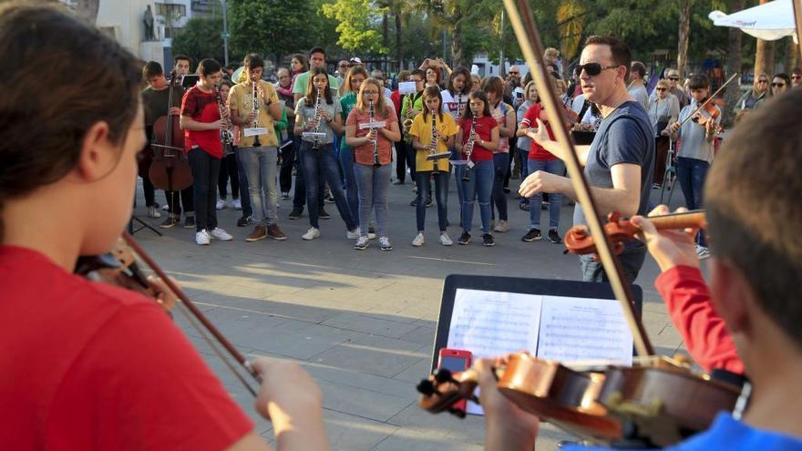 Flashmob del conservatorio en la Glorieta