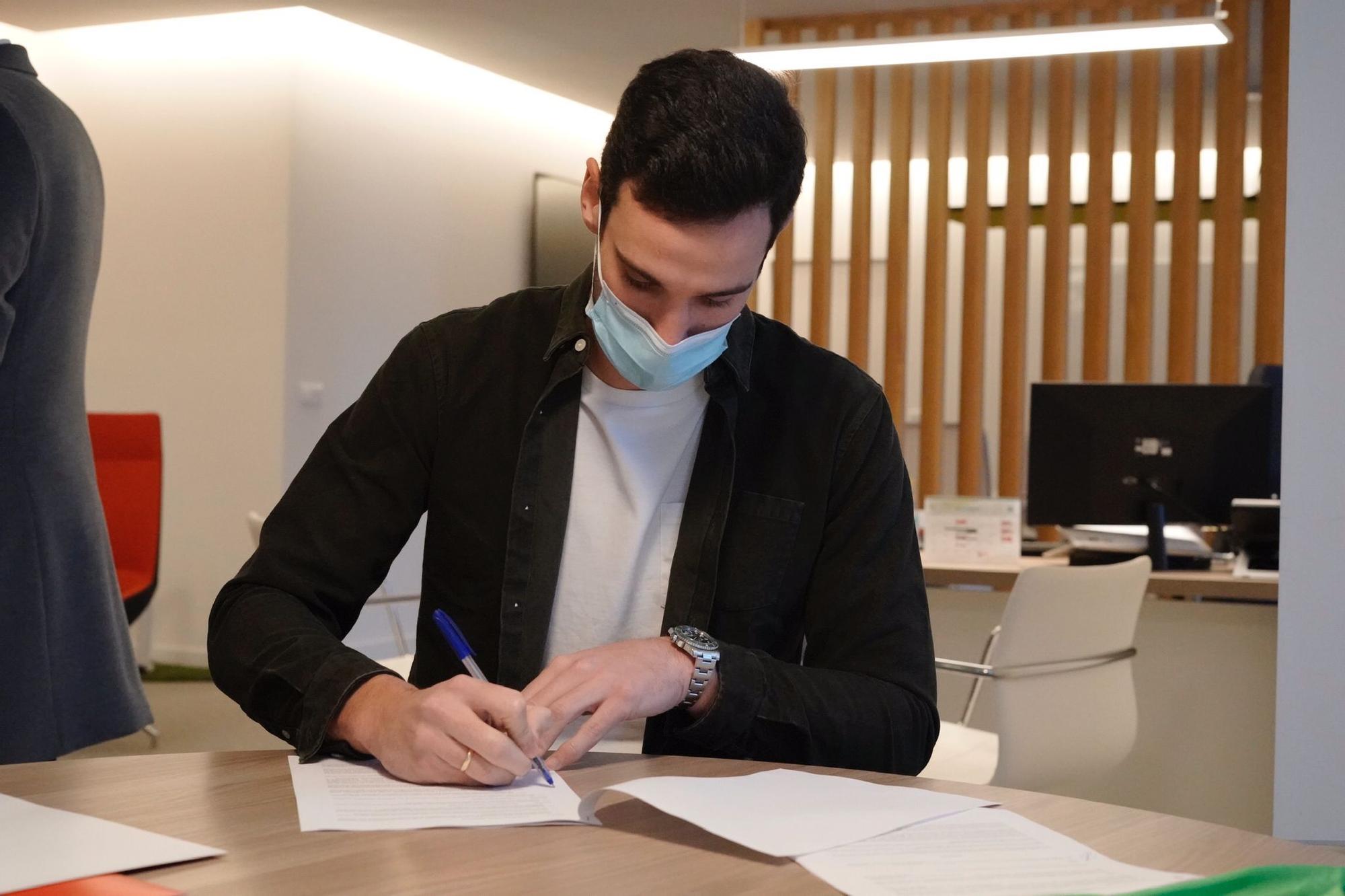 Sergio Rico, primer fichaje del Mallorca en el mercado de invierno