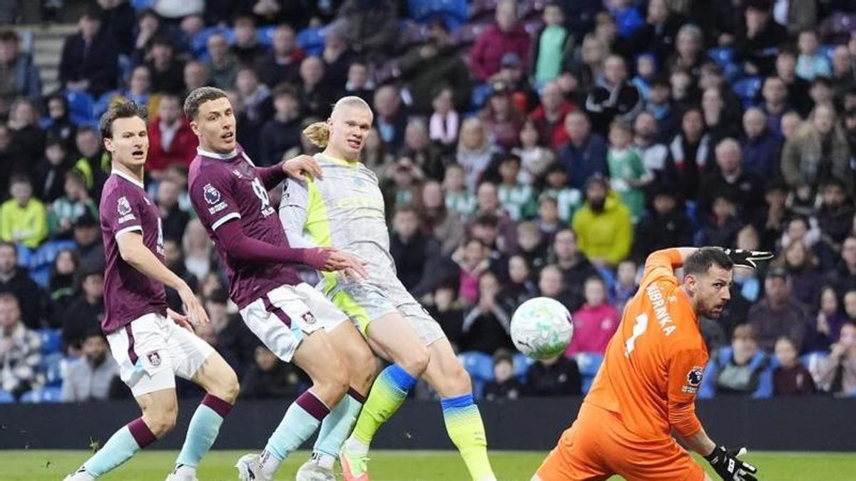 Guardiola: "¿Rosenior? Hace 10 años elegí el club adecuado"