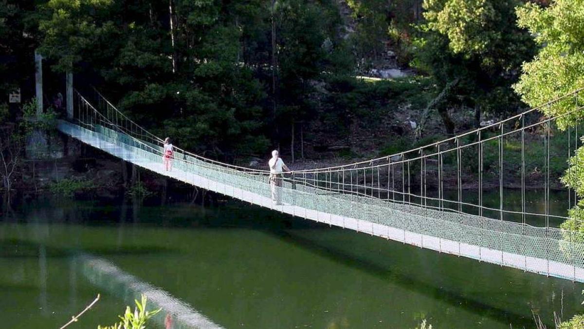 Cinco puentes colgantes gallegos para perder el vértigo
