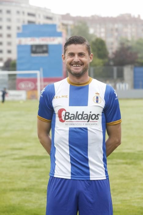 Presentación de la plantilla del Avilés