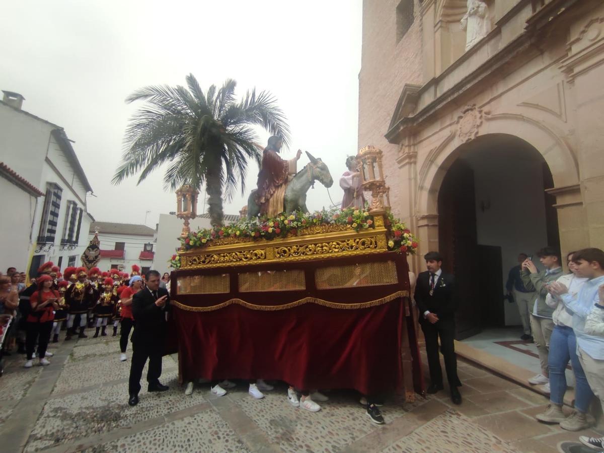 Un momento de la procesión de la Borriquita de Bujalance.