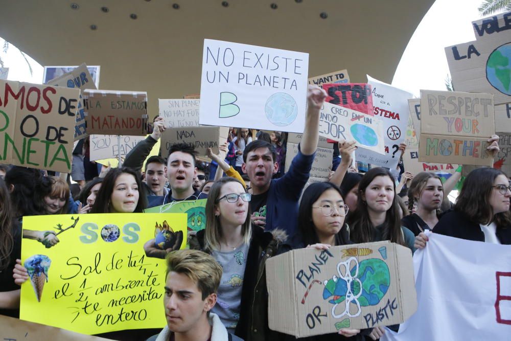 Clamor joven en Alicante contra el cambio climático