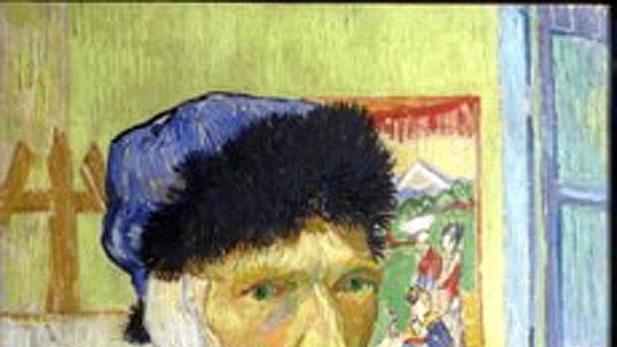 En la foto, el autorretrato del artista Van Gogh con el grabado &quot;Geishas en un paisaje&quot; utilizado como fondo del cuadro, que era una de las imágenes favoritas del pintor holandés, que poseía alrededor de un centenar de grabados japoneses, con los que decoraba su estudio.