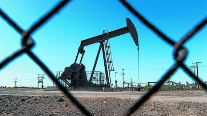 El barril de petróleo de la OPEP cotiza al precio más bajo en tres meses