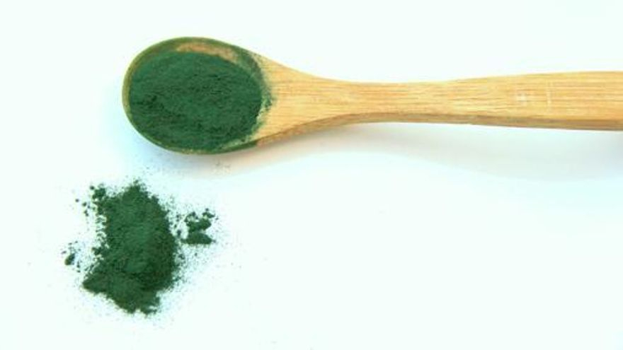 La espirulina tiene graves consecuencias adversas para la salud