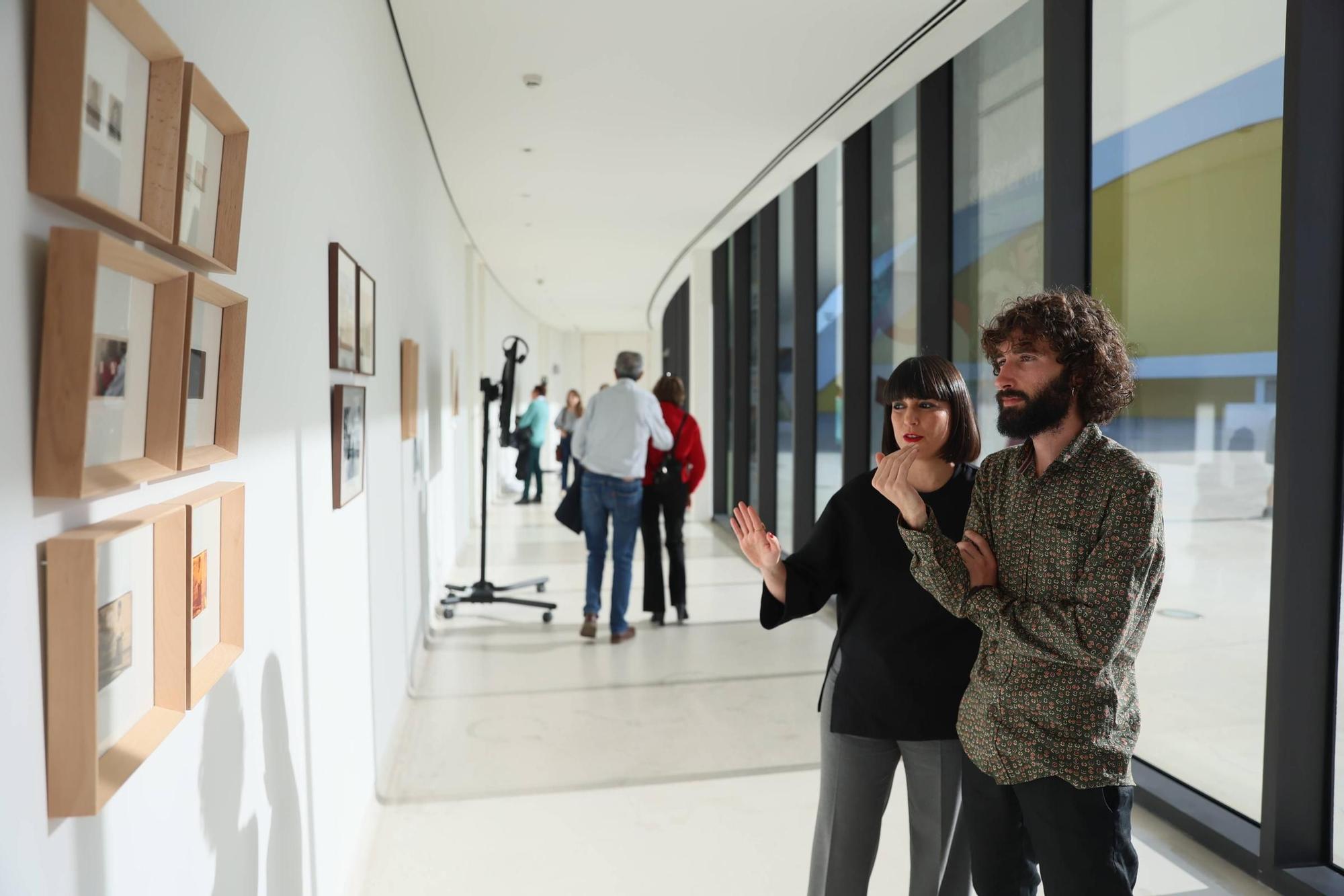EN IMÁGENES: Así fue la inauguración de la exposición de Pablo Casanueva en el Centro Niemeyer de Avilés