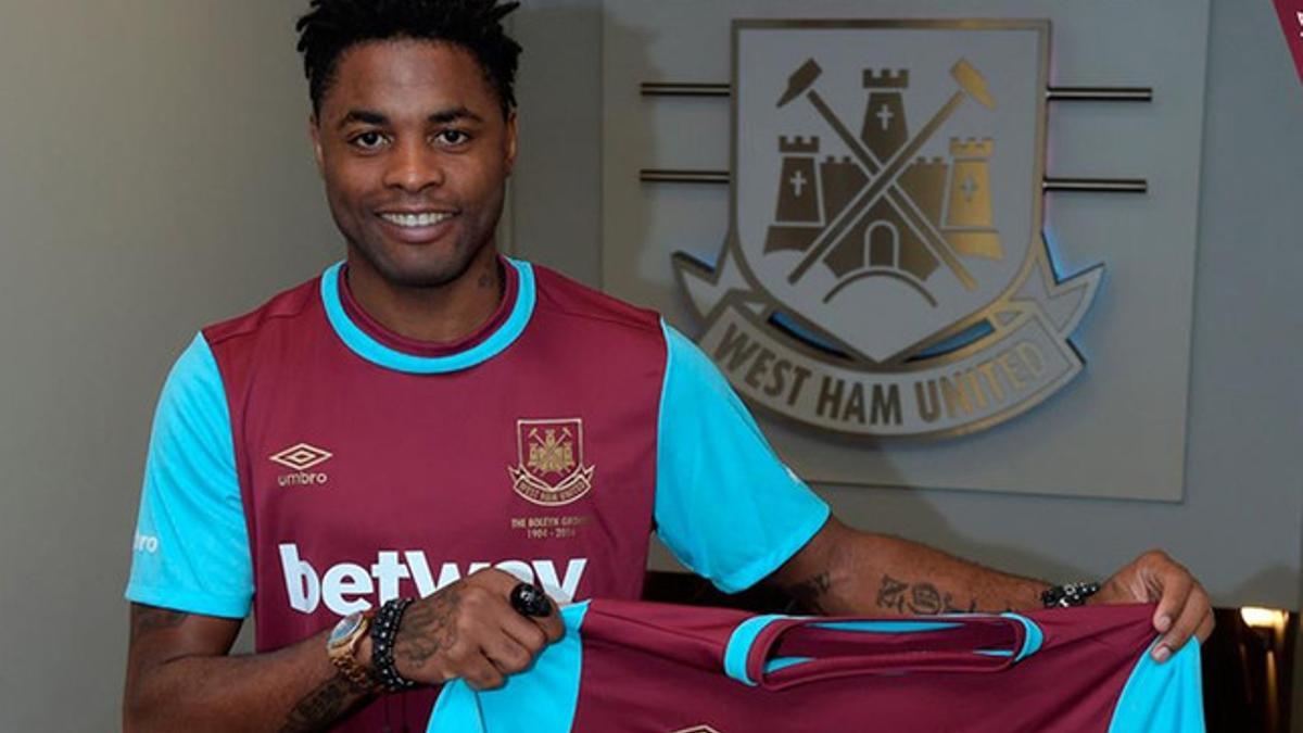 Song vuelve a lucir los colores del West Ham