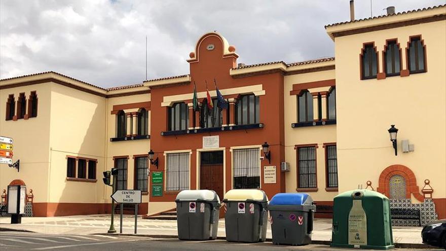 La escuela de idiomas oferta más de mil plazas para tres idiomas