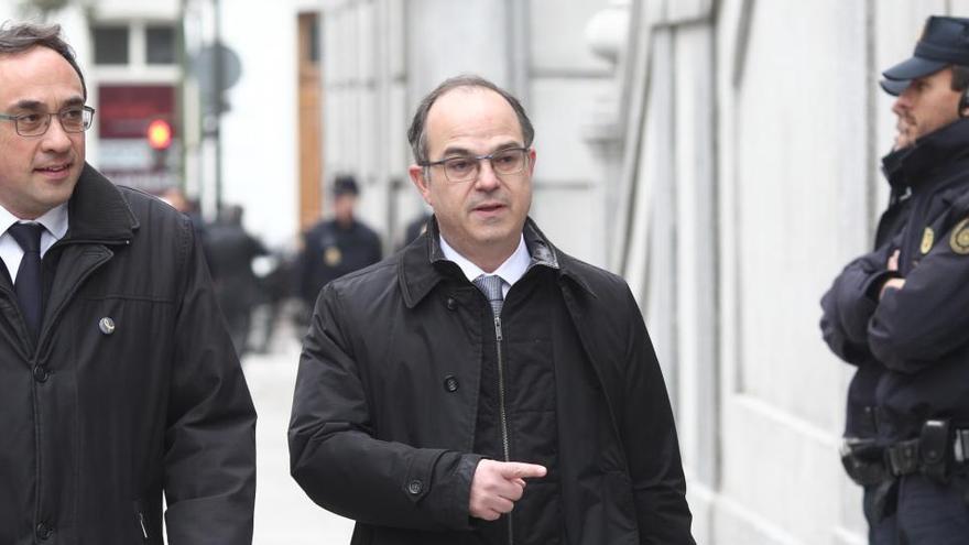 Jueces suspenden el tercer grado a Rull y Turull pero no a Forcadell y Bassa