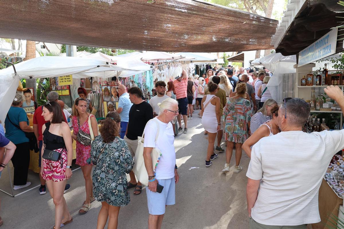Mercadillo hippie de Punta Arabí