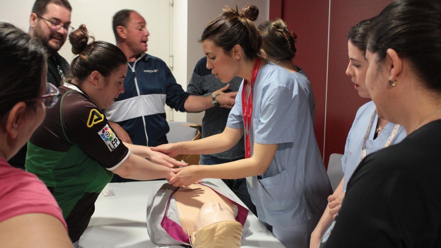 El Hospital del Vinalopó empodera en autocuidados de salud a personas con diversidad funcional
