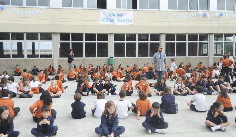 Muiñeira con 450 alumnos del colegio Franciscanas