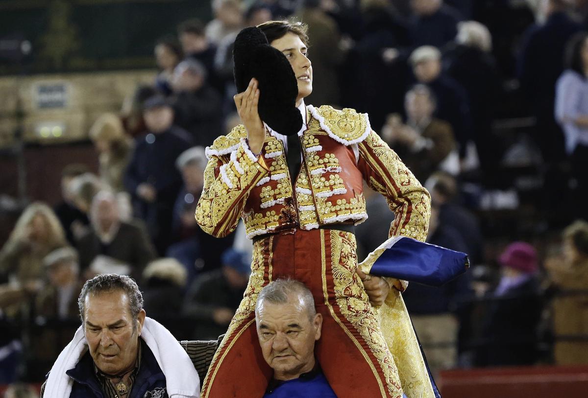 Roca Rey ha levantado gran expectación en Castellón.