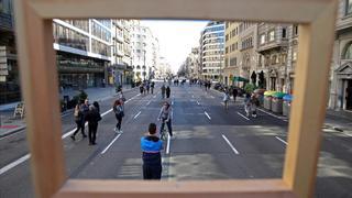 Barcelona abrirá un carril bici en la calle de Aragó en octubre