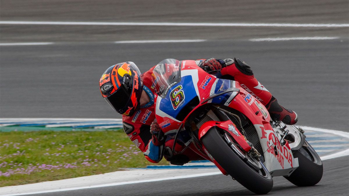 Bradl, probando la Honda en Jerez