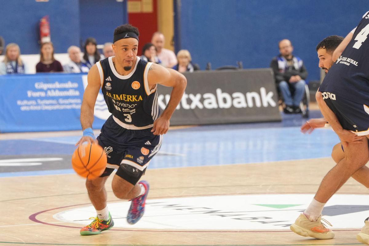 El Alimerka Oviedo Baloncesto suma su segunda victoria en San Sebastián