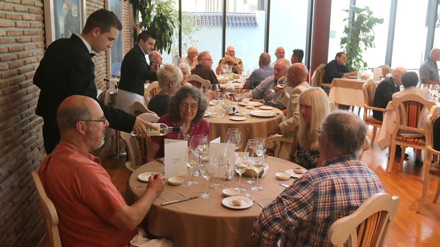 La Junta mantiene cerrado al público el restaurante de La Cónsula.