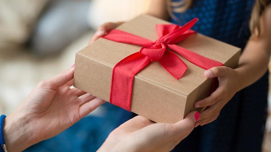 10 Detalles para regalar en Navidad con los que no fallar