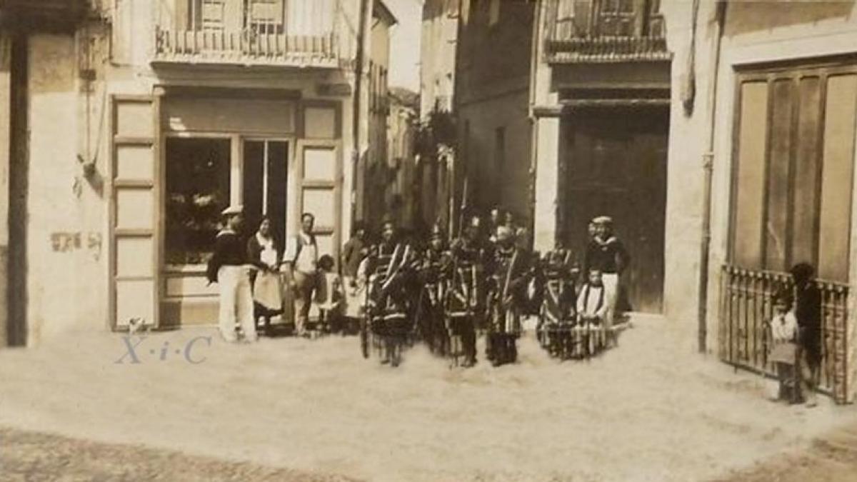 Marineros llegados a Xàtiva en 1930