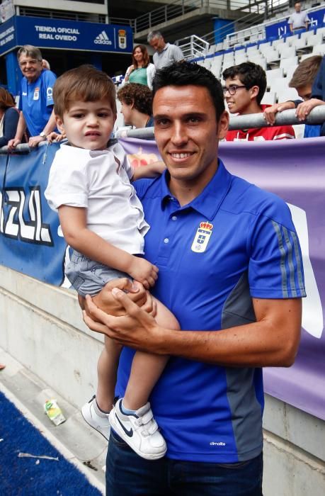 Presentación de Folch como jugador del Oviedo