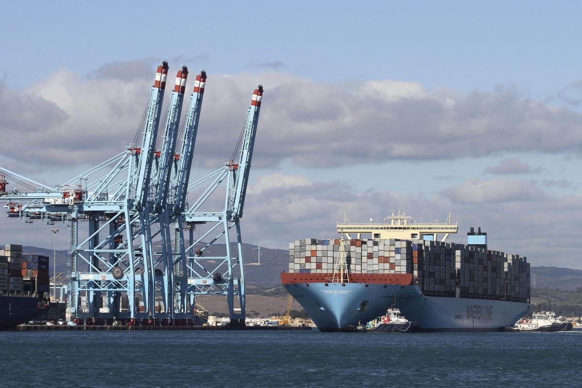 El comercio internacional sufre un fuerte varapalo tras el anuncio de Trump.