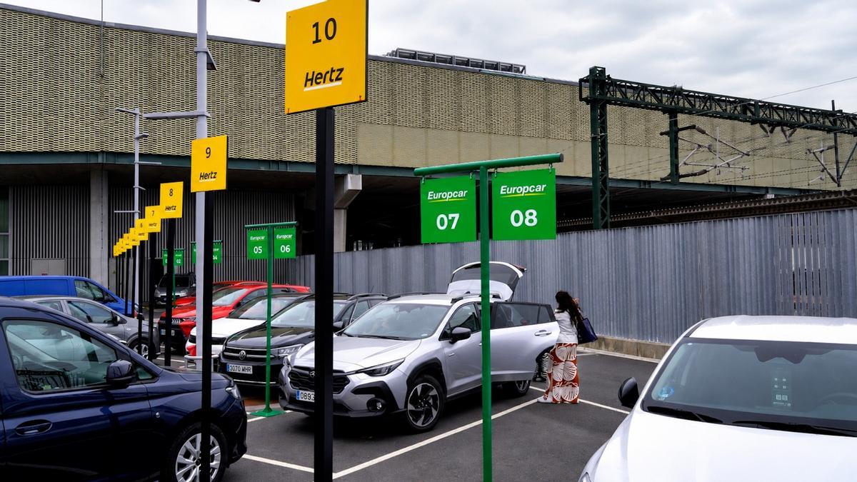 Alquiler de coches en la estación de tren intermodal