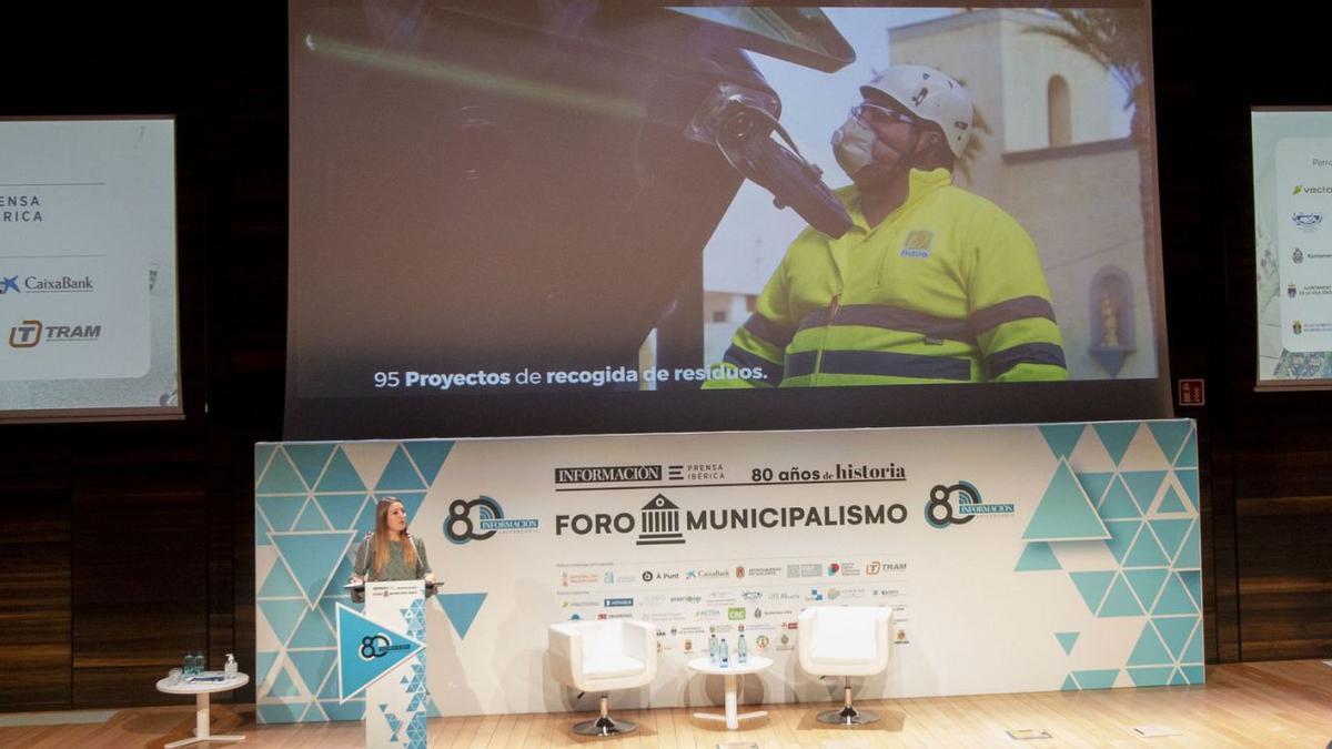 UTE Alicante, Hidraqua, Actúa, SUMA y Vectalia participaron en el evento sobre municipalismo.  | PILAR CORTÉS