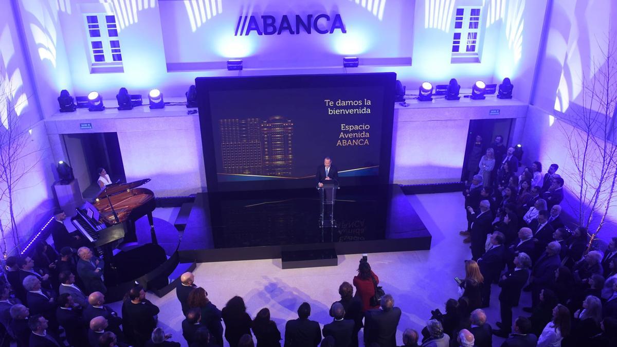 Acto oficial de inauguración del nuevo Espacio Avenida Abanca