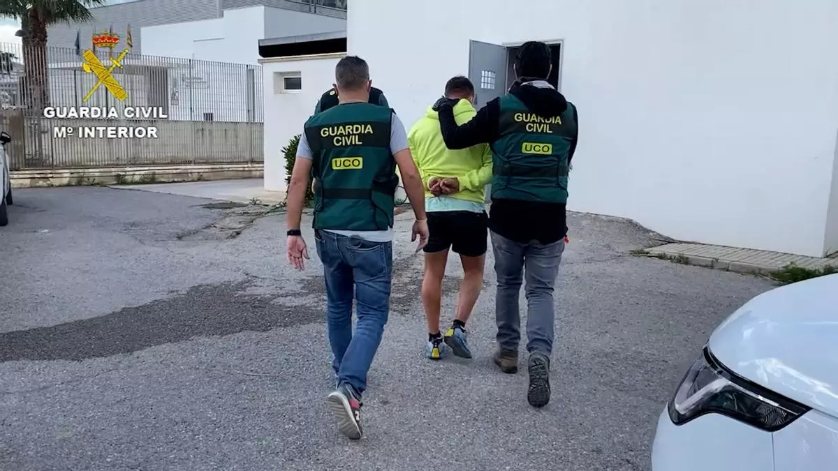 El misterio de los 5 kilos de cocaína que alguien robó en el Puerto de València a la red de Darwin y de Brutus